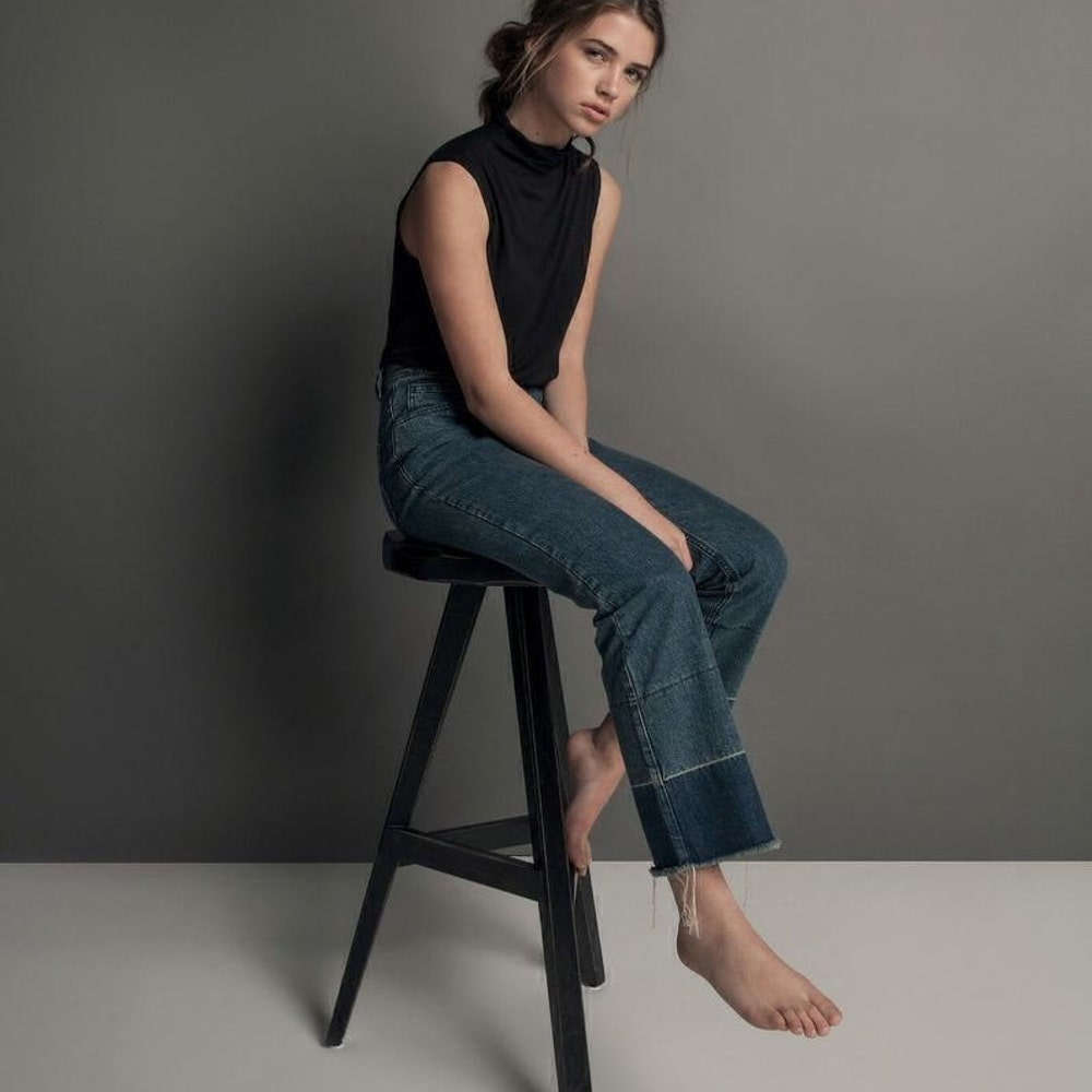 Bar Stool / Counter Stool / Stool - Tripod - Image 5