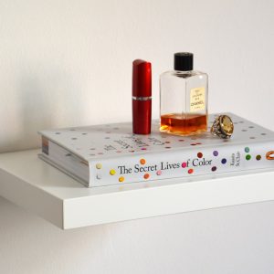 minishelf | a small floating shelf