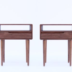 2 nightstands in solid Oak or Walnut.
