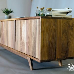 Mid century TV stand  sideboard buffet in American Walnut.  Dresser, cupboard, console cabinet for TV, sideboard furniture