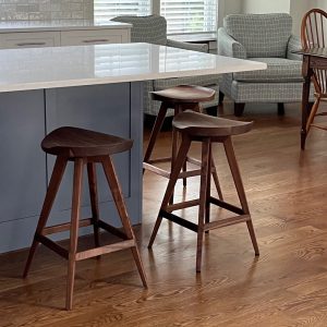 Mid Century Modern Counter Stool | Swivel Bar Stool | Wood Tractor Seat Stool | Farmhouse Kitchen | Counter Height Stool | Carved Seat