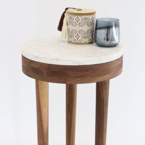 Round table in solid  Walnut and marble top