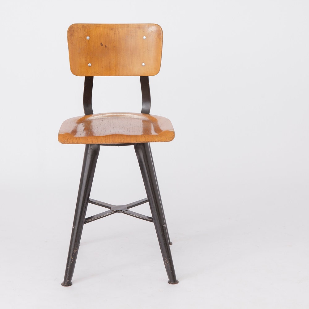 1 of 3 Vintage Industrial Chairs from the 1950s – Sturdy Beech & Metal Design, Timeless Factory Aesthetic