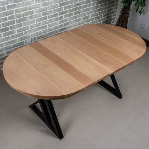 Maple Dining Table Extendable, Oval Dining Table with Extension Leaves, Wood Table for 6 to 10 People, Extendable Oval Dining Table