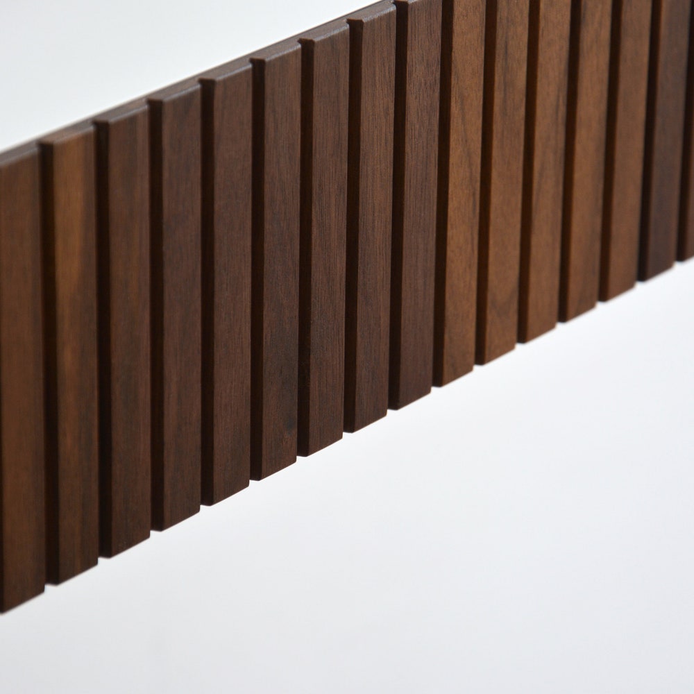 Minimalist fluted nightstand with walnut drawer - Image 7