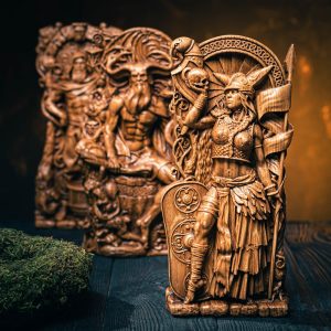 Morrigan, Morrigu, war and fate goddess,Tuatha De Danann, Irish goddess, pagan, wiccan, wicca, altar, druid, witches, gaelic, celtic