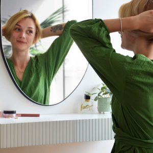 Minimalist fluted dressing table / fluted console table - full white