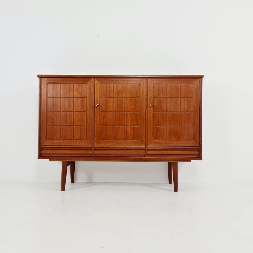 Mid-Century Modern Norwegian highboard, Sideboard for Sörheim MöbelFabrik Nesttun, 1960s