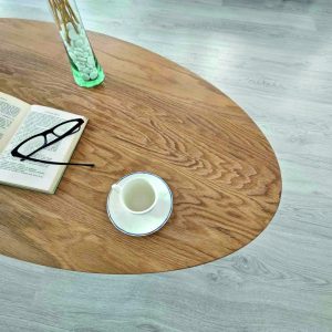 Oval oak coffee table with 4 legs, Ref. 01345.