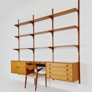 il_1000x1000.5588343071_g7f5.jpg Danish modern modular teak shelving system by Hansen & Guldborg Mobler, Denmark, 1960s