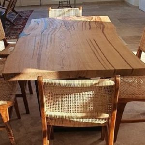 Our stylish wood dining tables come in an array of designs, giving you the flexibility to choose a style that works for you