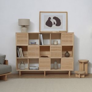 Solid wood bookshelf perfect for books - Morella