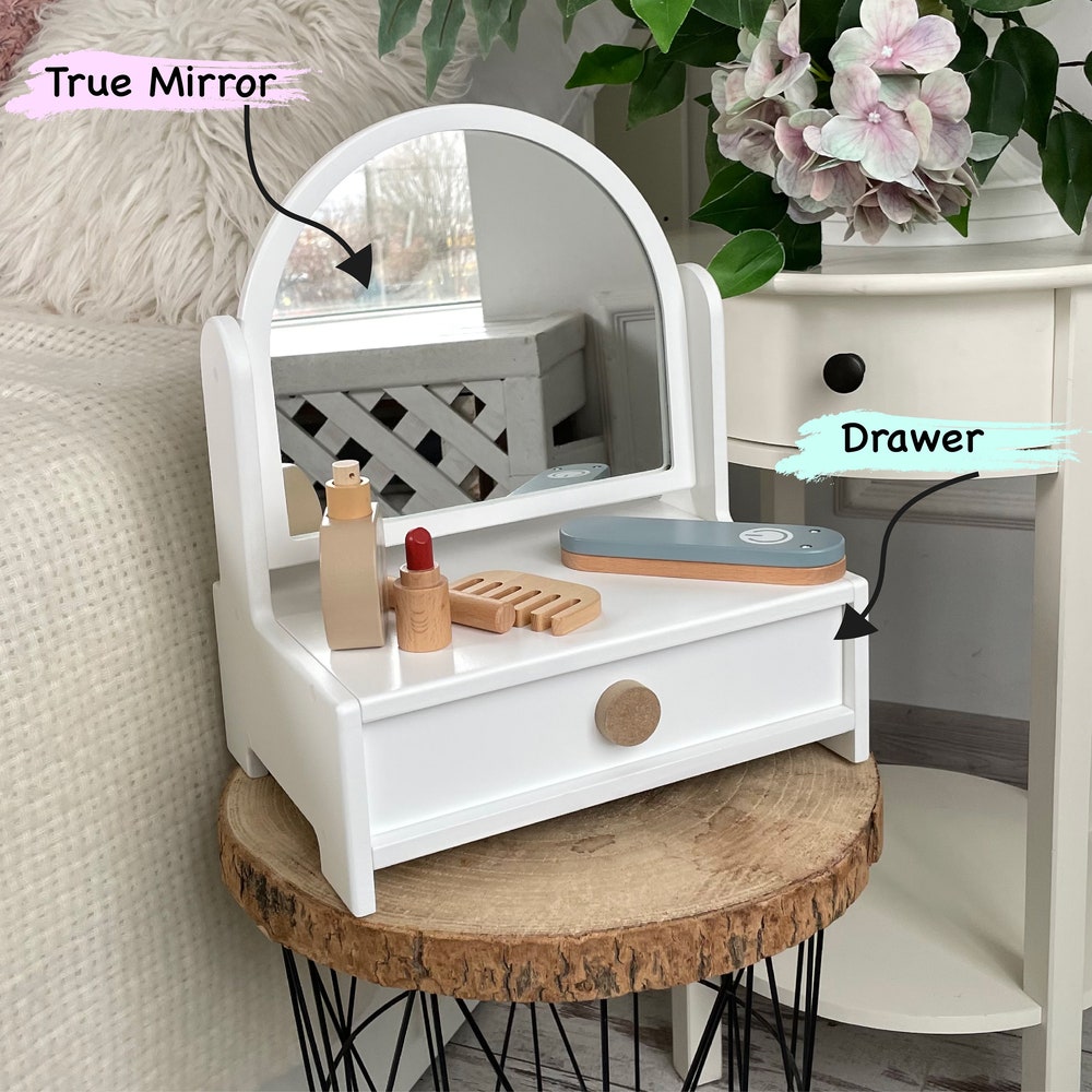 Children's Vanity Table with Mirror - Wooden Kids Makeup Desk, Cat or Bear-Shaped Mirror, Personalized Engraving, Perfect Gift for Girls - Image 2