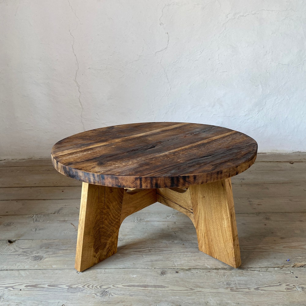 Round Rustic Coffee Table Reclaimed Oak Wood, Round Oak Coffee Table Rustic, Handmade Furniture and Decor, Barn Wood Farmhouse Coffee Table - Image 6