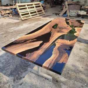 Walnut wood black epoxy dining table,live edge desk ,black resin river desk,coffee table,table top