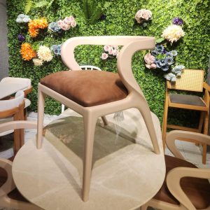 Dining Room Handmade Chairs with a Harmonious Combination of Elegance Design and Comfortable Seating for a Long Time, interior design