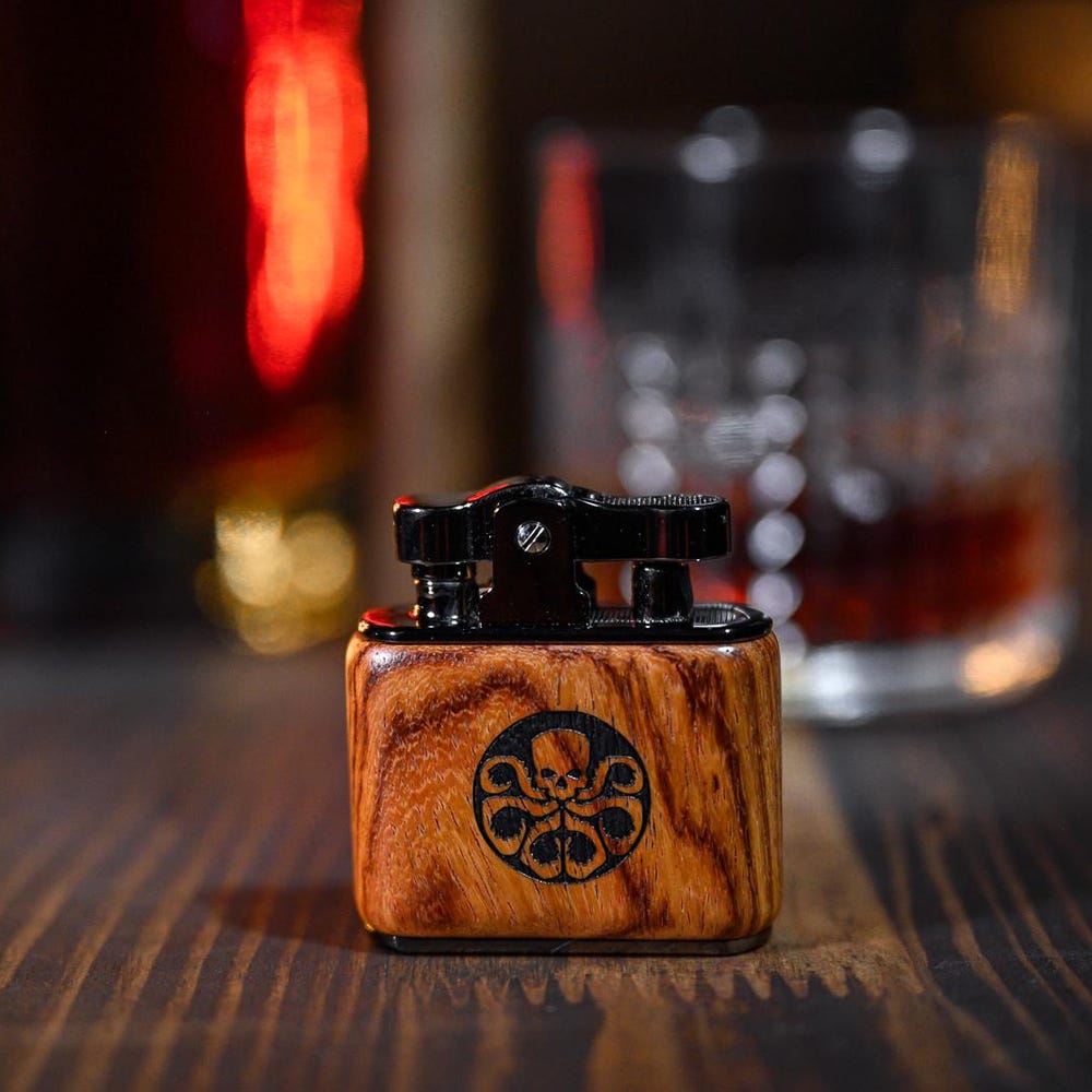 Retro Kerosene Lighter, Stylish Sandalwood Metal Cigar Lighter for Smokers, Ideal Gift for Birthdays or Holidays, Gifts For Best Friend