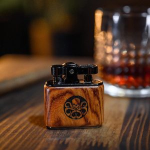 Retro Kerosene Lighter,  Stylish Sandalwood Metal Cigar Lighter for Smokers, Ideal Gift for Birthdays or Holidays, Dad Gifts From Daughter