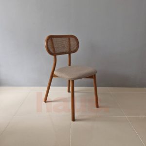 Linen Cushioned Chair, Modern Wooden Dining Chair, Solid Wood Legs, Rattan Chair, Custom Seating, Luxurious Chair for Dining Room, Designing