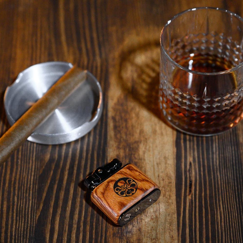 Retro Kerosene Lighter, Stylish Sandalwood Metal Cigar Lighter for Smokers, Ideal Gift for Birthdays or Holidays, Gifts For Best Friend - Image 3