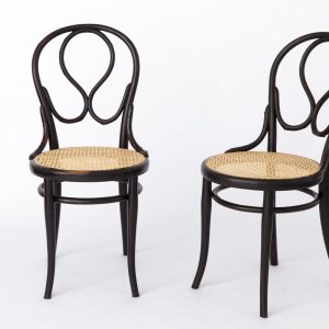 Pair of Thonet No. 20 Bentwood Chairs – 1930s-40s | Black Lacquer & Viennese Weave | Authentic Vintage Design Classic