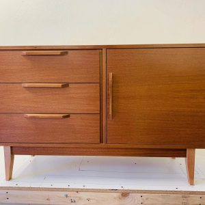 48" Bespoke Bathroom Vanity Cabinet - Right Offset Single Sink, 1 Door, 3 Drawers - For New Home Build or Remodel