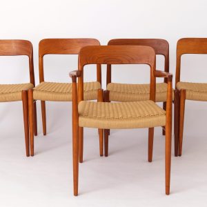 Set of 5 Niels Otto Møller Model 75 Chairs | Danish Teak Dining Chairs | Mid-Century Modern Design (1950s)