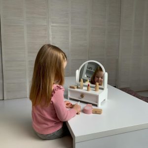 Kitten mirror Vanity Table, Personalized Birthday Gifts, children's gift Christmas, toddler little girl makeup vanity