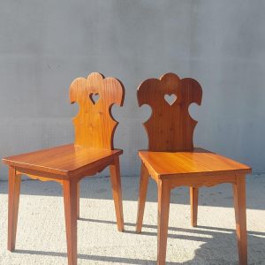 Vintage Handmade Farmhouse Carved  Dining Chairs / Pair /  Vintage Brutalist Chairs / Chic Farmhouse / Vintage Rustic Cottage Chairs / 60'