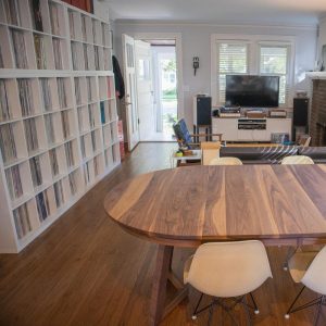 Round Extendable Dining Table, Wood Round Dining Room Table, Expandable 48" Round Walnut Table with Leaves, Extendable Round Dining Table