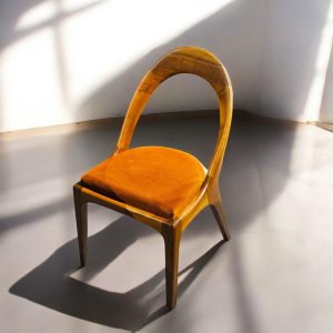 Wooden Dining Chair with Armrests, Modern Walnut Kitchen Table Chair, Comfortable Living Room Seating, Stylish Dining Room Furniture