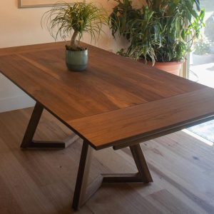 Extendable Dining Table, Expandable Walnut Dining Table, Walnut Extendable Table, Extendable Dining Room Table, Large Dining Table