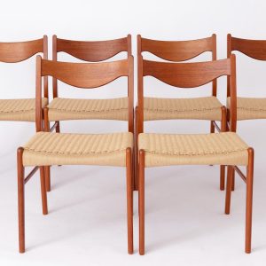 Set of 6 Arne Wahl Iversen Mid century teak dining chairs with papercord seat, for Glyngøre stolefabrik, Model GS61, Denmark 1960s Vintage
