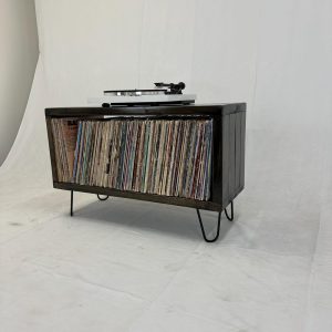 Ready to ship no substitutions available 35 inch classic black record holder. Item is heavily discounted.