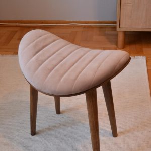 Sand Minimalist Stool – Curved Upholstered Seat, Solid Beech Wood Legs, Easy Assembly, Soft Neutral Accent